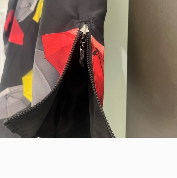 Reversible umbrella ☔ print raincoat w/hood NWT - Picture 2 of 12